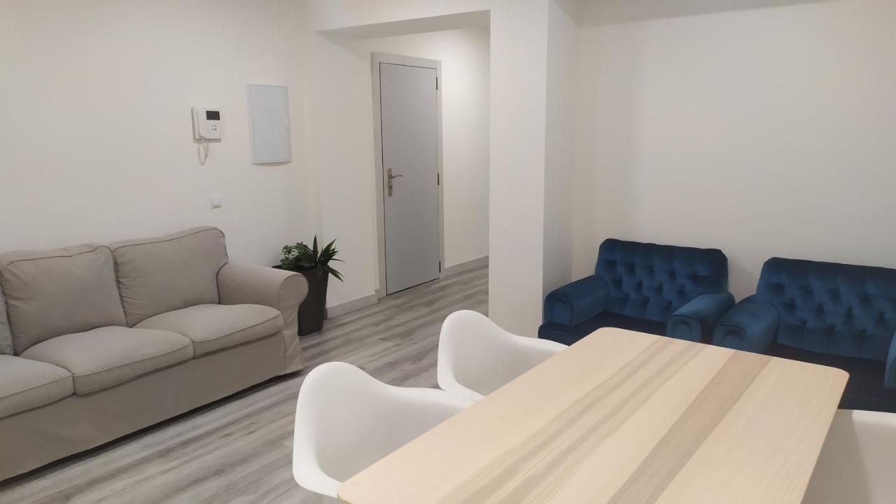 Mirrooms Oviedo Eksteriør billede