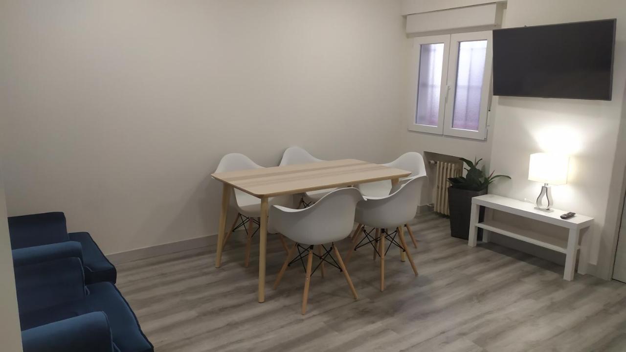 Mirrooms Oviedo Eksteriør billede