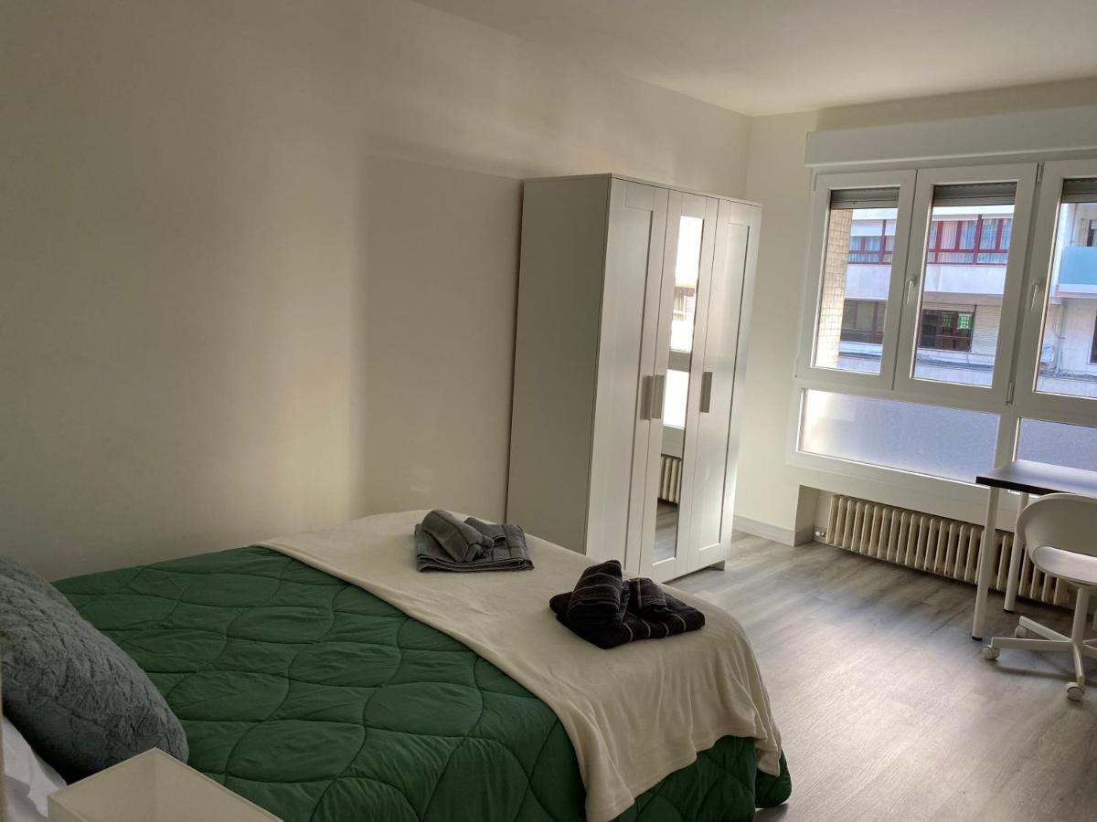 Mirrooms Oviedo Eksteriør billede